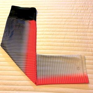 GAP brand| Gap fit women’s size small Capri legnth athletic pant.